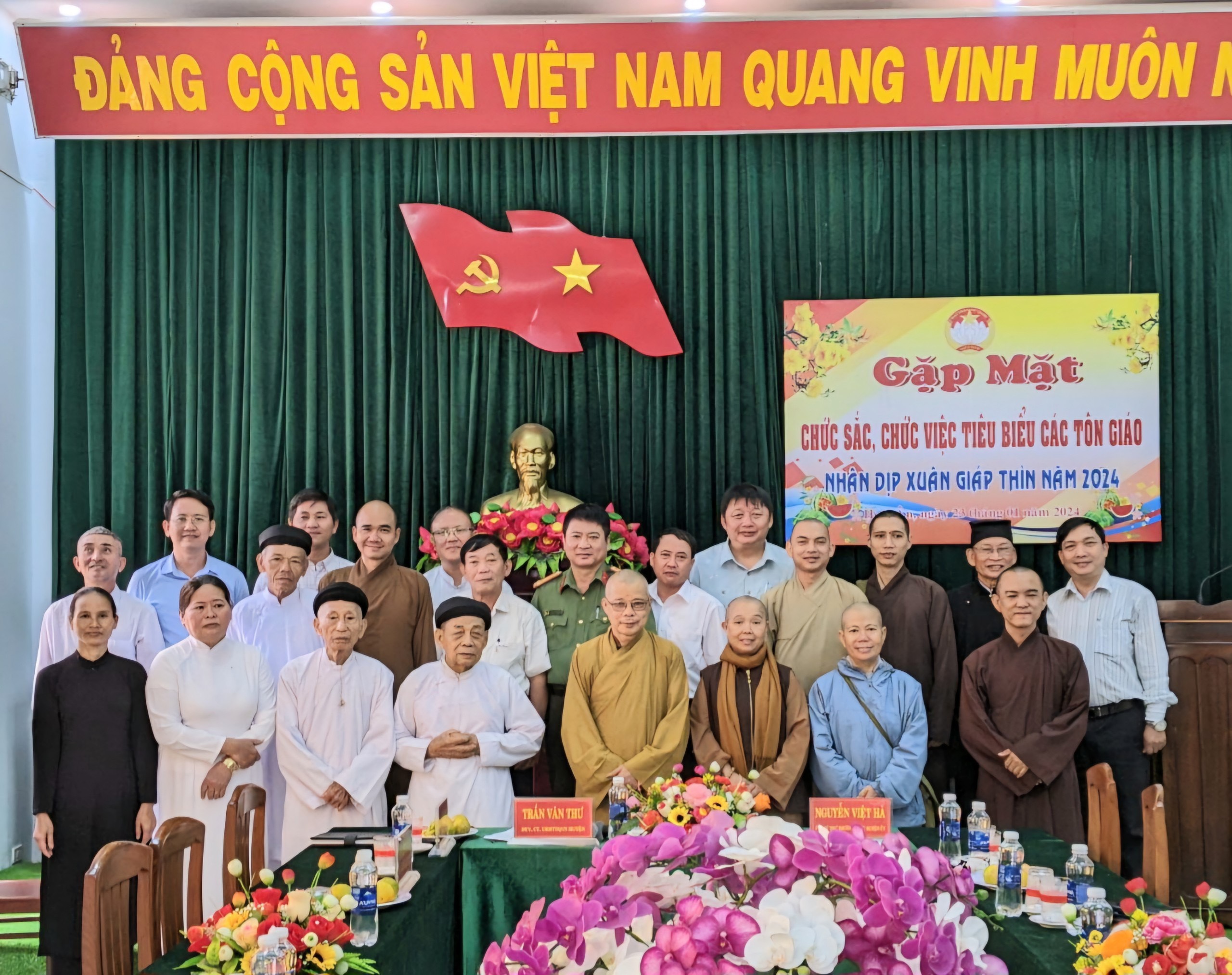 Hoài Ân: Gặp mặt các chức sắc, chức việc các tôn giáo huyện năm 2024